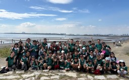 葛西海浜公園のビーチクリーン活動を実施