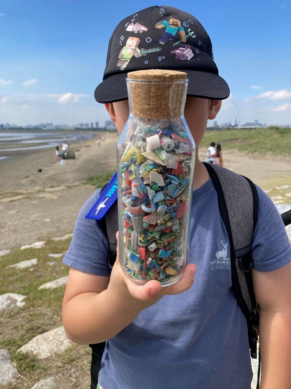 ビーチクリーン活動　イメージ