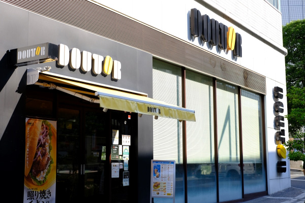 カフェのテイクアウトでVisaのタッチ決済【ドトールコーヒーショップ】