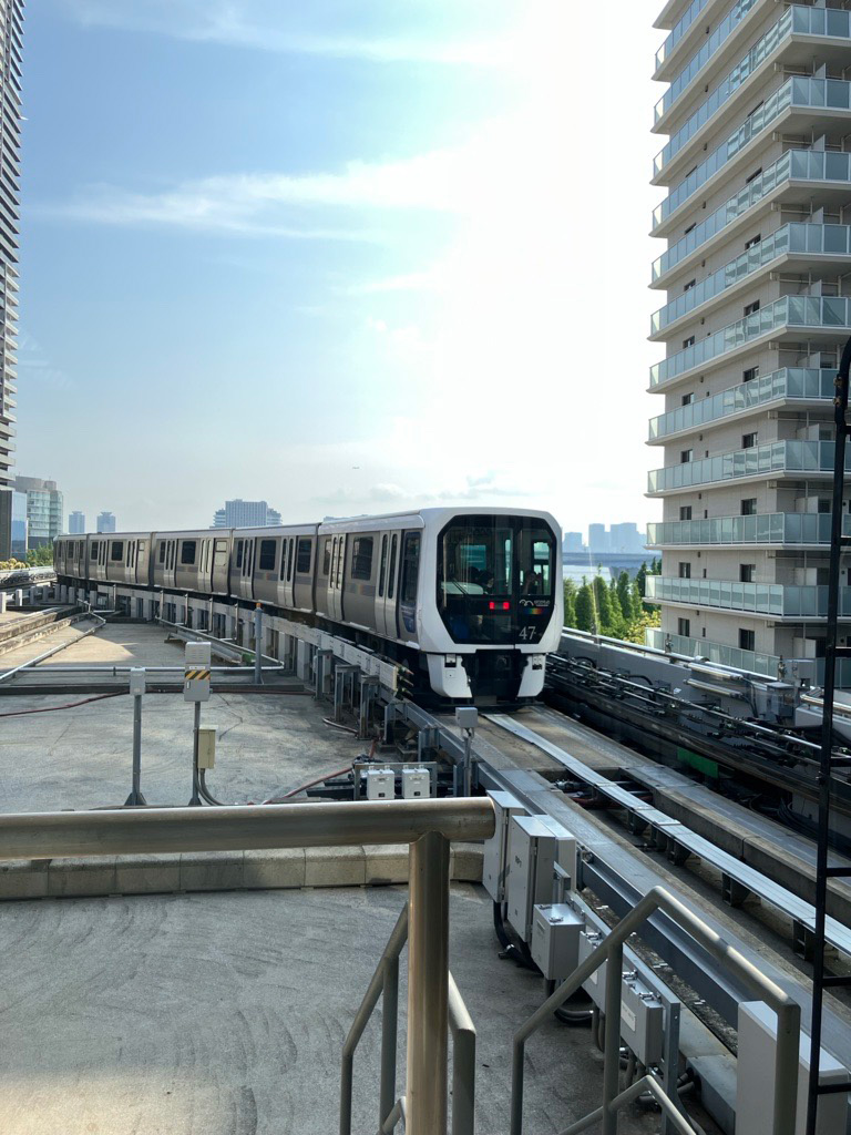 Visaのタッチ決済で電車やバスに乗って出かけよう！