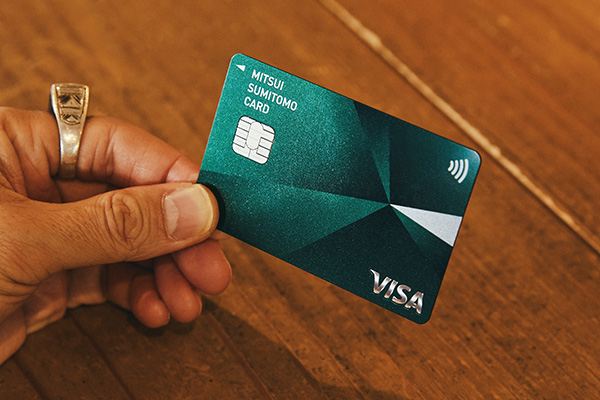 スマホとカード番号さえあれば最短1分！設定は超カンタン