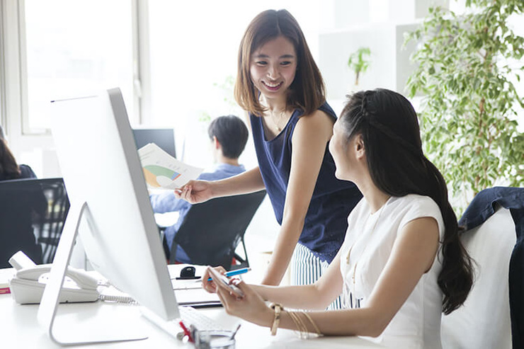 「給与前払い」サービスとは?導入のメリットやしくみを徹底解説!