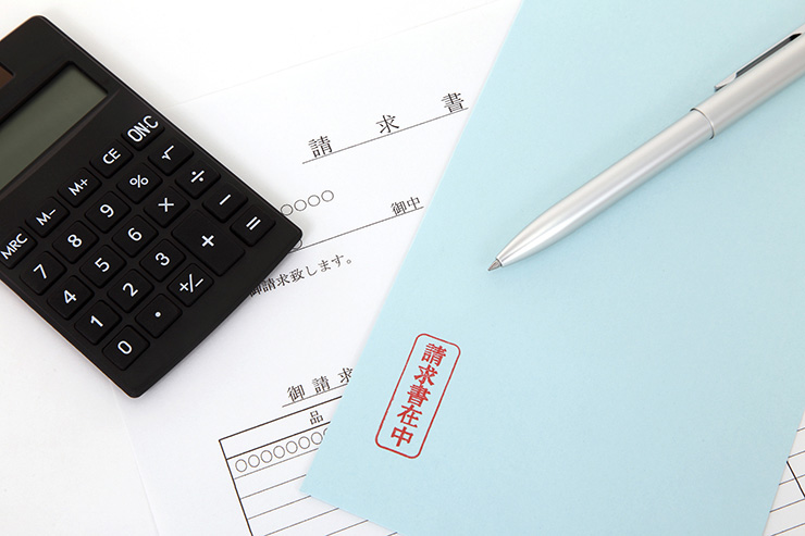 税理士が説明する、請求書買取サービスとは?個人事業主でも使える?仕組みやデメリットを解説