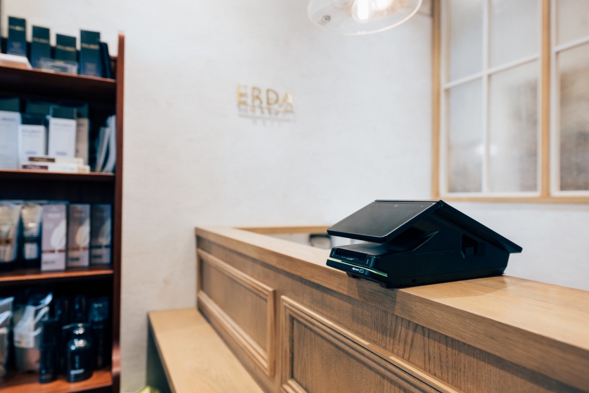 快適な空間と髪に優しい技術で、リピーターも多い美容室