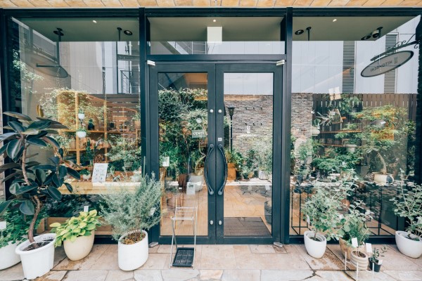 HITOHACHI パサージュ青山店