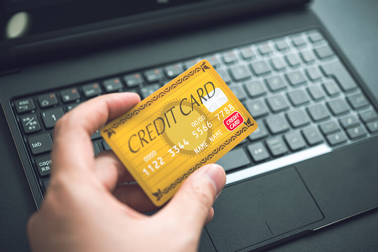 クレジット決済導入のポイントを解説!手間とコストを抑えるにはどうすれば良いの?