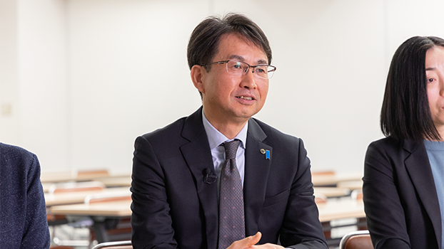 2024年の収入証紙廃止に向けて、キャッシュレス決済の導入へ
