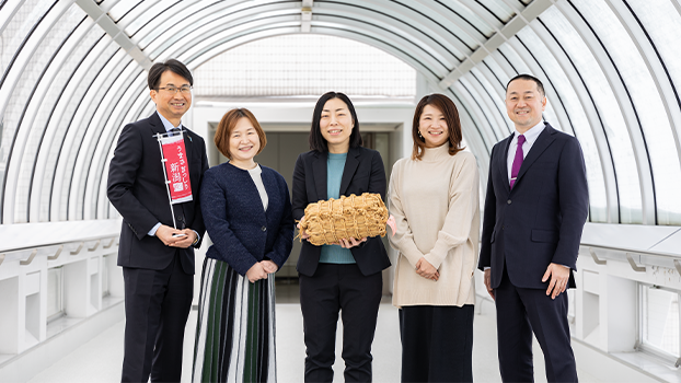 167窓口にstera terminalを導入し、県民の利便性向上へ。「POS+retail」アプリの分析機能も活用し、窓口業務の効率化を目指す