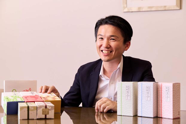 創業150年余の老舗かまぼこ店が、決済時コミュニケーションDXで取り組む3つの変革