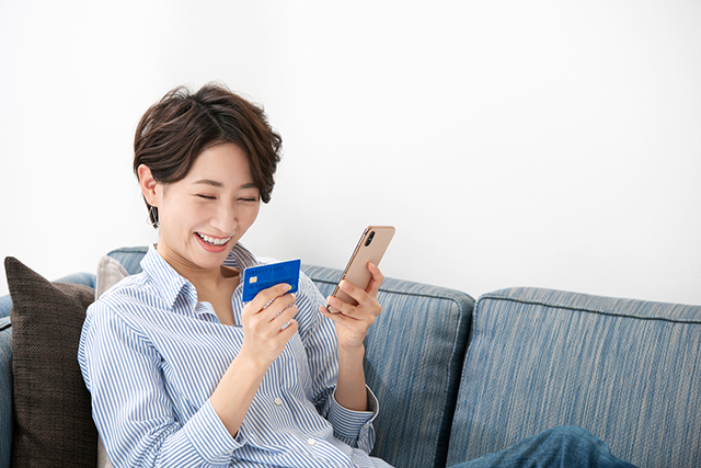 ナンバーレスカードの特徴とは?Vpassアプリとの連携で利便性アップ!
