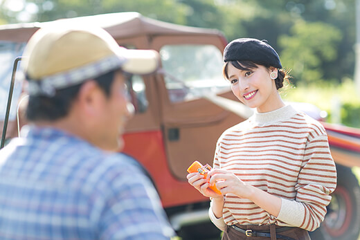 野菜を切る土井さん イメージ