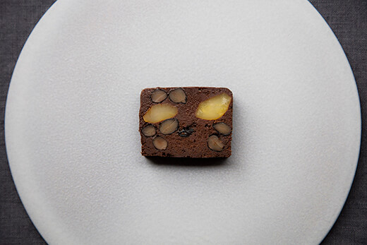 LUCERCACAOのチョコを贅沢に使った「テリーヌ・オ・ショコラ」