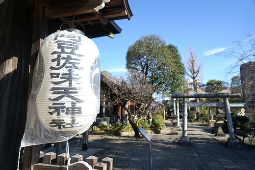 阿豆佐味天神社の提灯