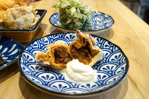 サクサク食感が癖になる「ビーフシチューの天ぷら」