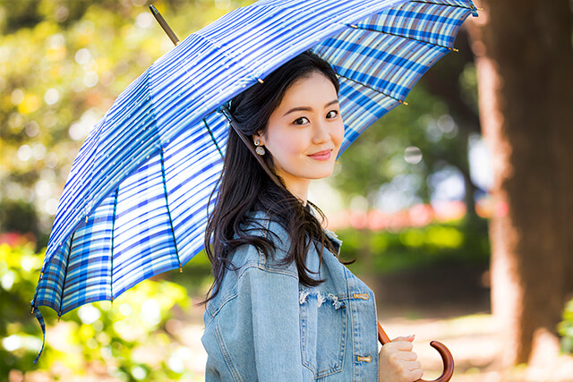 「あぁ、早く雨降らないかな」雨の日が待ち遠しくなる『前原光榮商店の雨傘』