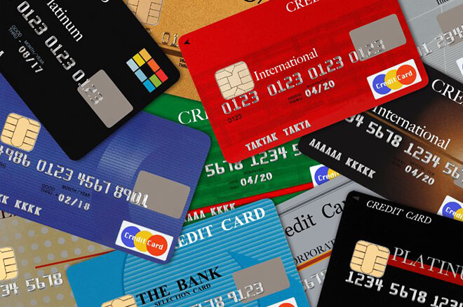 クレジットカードを整理したい方必見！断捨離すべきは何枚から？