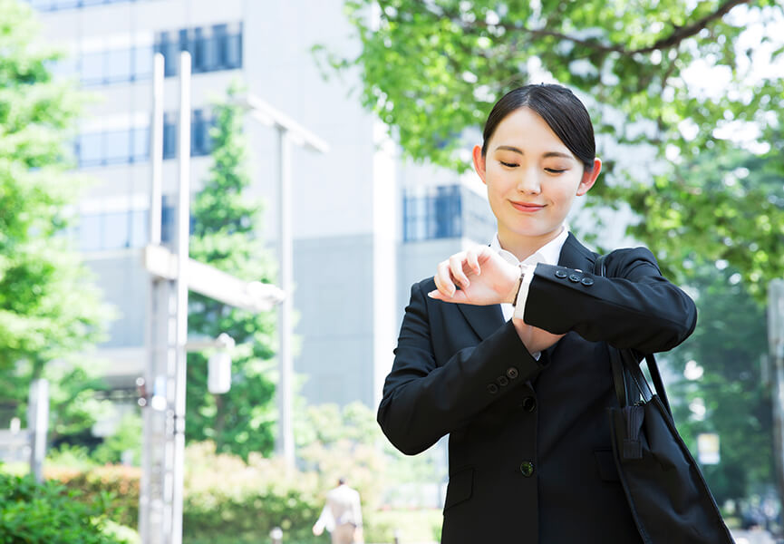新社会人は腕時計が必須?知っておきたい腕時計のマナー