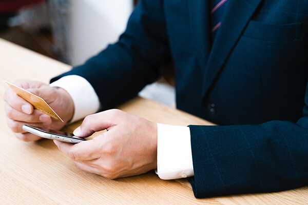 クレジットカードは新社会人におすすめ