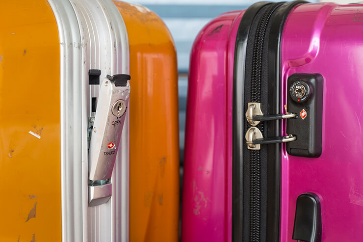 海外旅行のスーツケースに鍵は必要？TSAロックについて