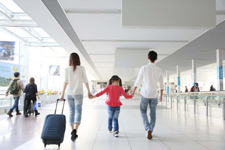 子供の海外旅行保険は必要？メリットと選び方のポイントを解説