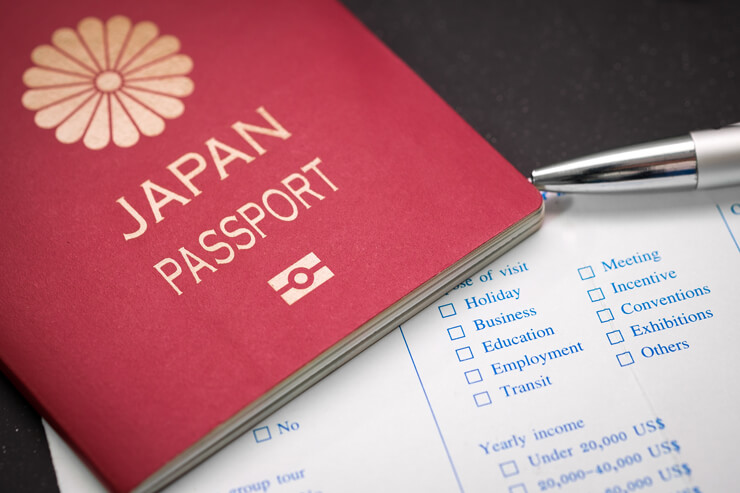 海外へ行くならまずはパスポートの用意が必須です